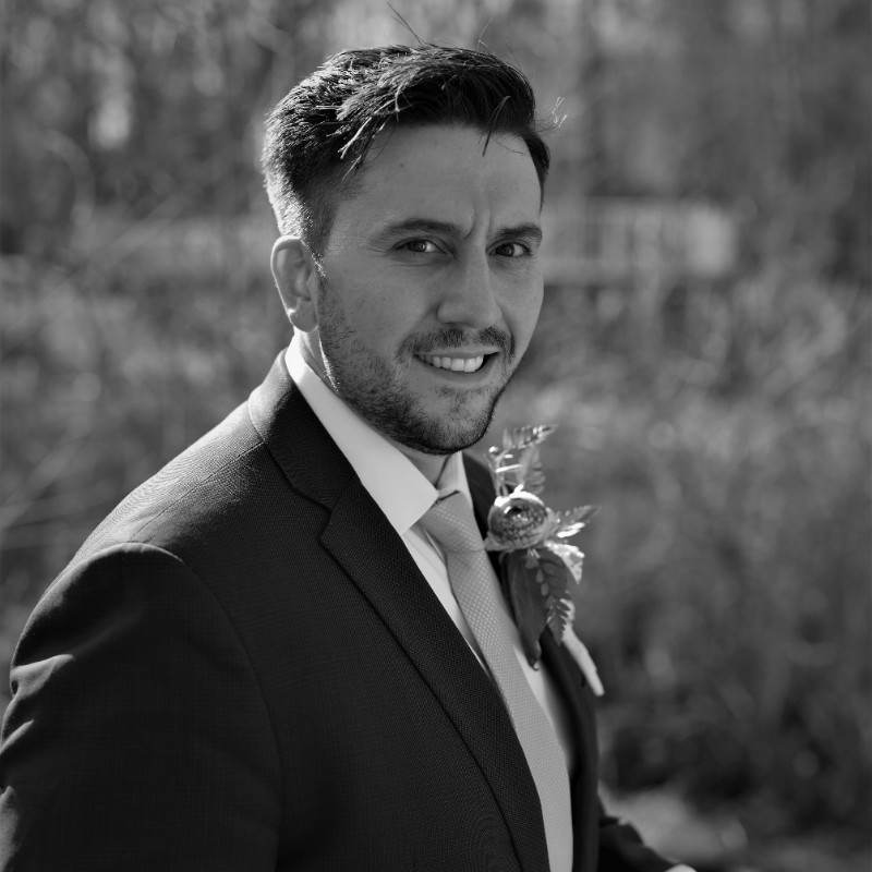 Noah Valle Gallo headshot